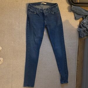 Levi's Women's Dark Blue Skinny Jeans